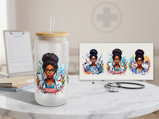 Trinkbecher mattiert-Black Nurse Red Braids- Geschenk für Pflegepersonal
